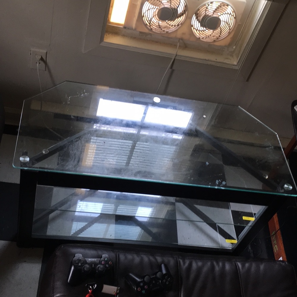 Tv table